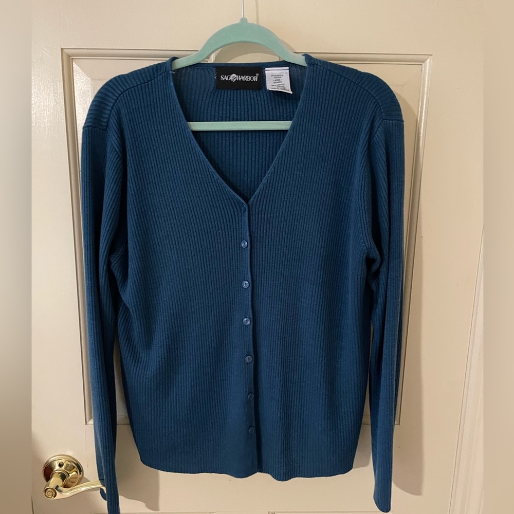 Vintage blue sweater